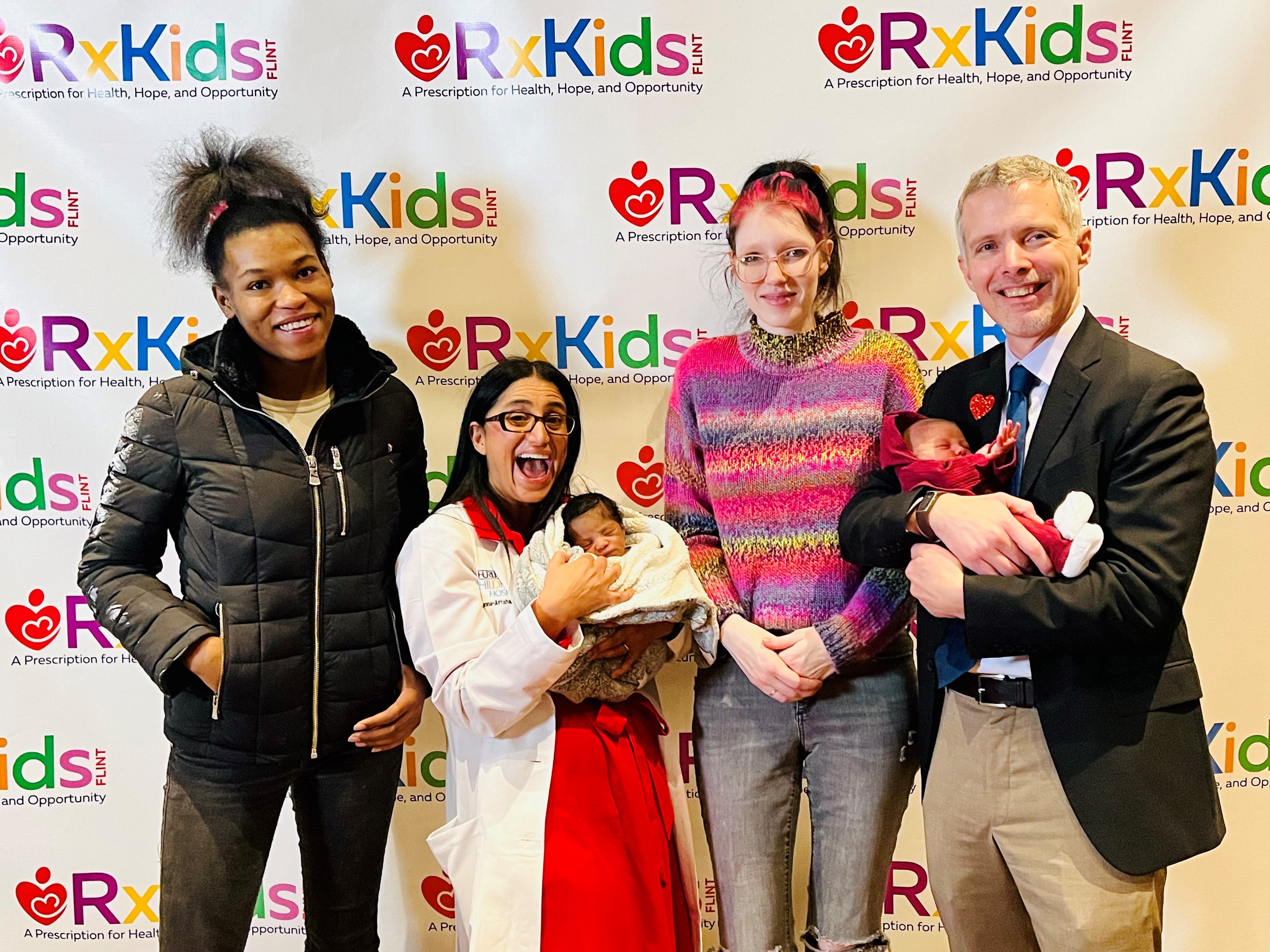 Tateyanna Taylor Dr. Mona is holding her boy baby, Khim’Meir Taylor (born Jan. 2 or 3)   Teagan Medlin Dr. Luke is holding her baby girl Audrina Gatica (born Jan. 3)