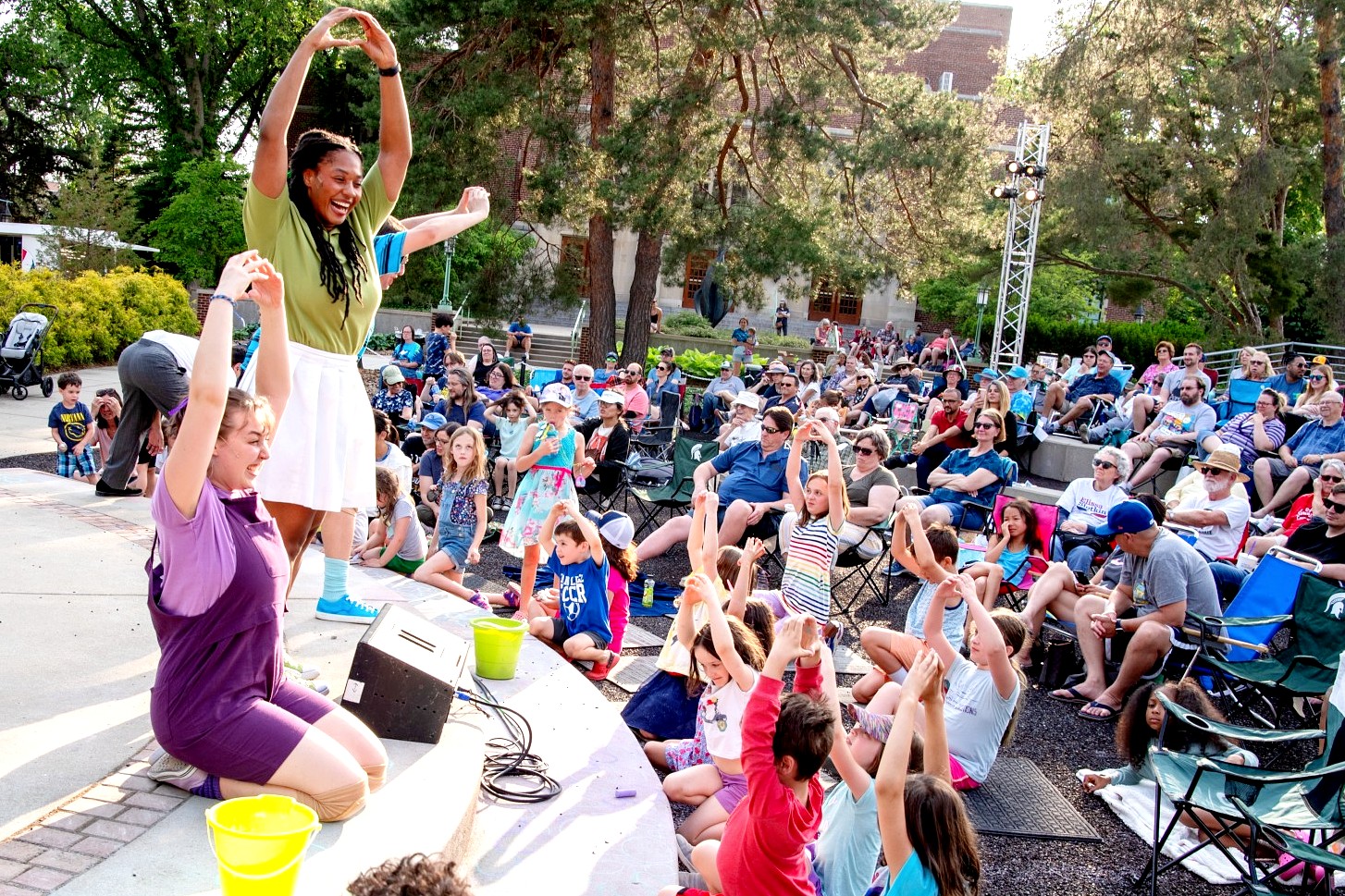 Summer Circle Theater